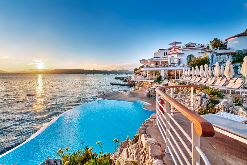 2023 09 EDEN ROC - PISCINE COUCHER DE SOLEIL 2 (1)